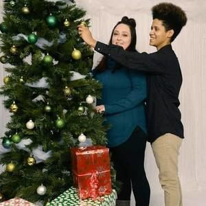 Meet your Posher, Crystal